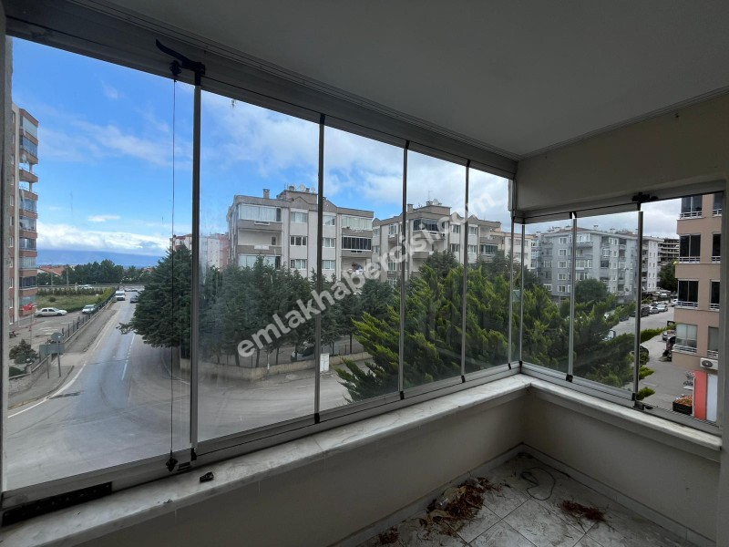 MUDANYA GÜZELYALI SİTELERDE OTOPARKLI HAVUZLU SİTEDE SATILIK 3+1 DAİRE