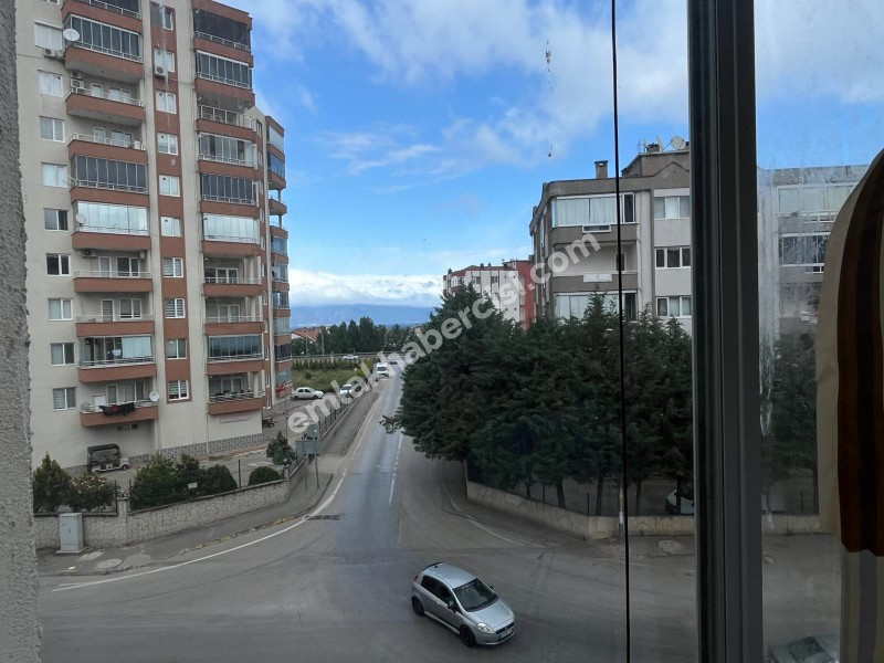 MUDANYA GÜZELYALI SİTELERDE OTOPARKLI HAVUZLU SİTEDE SATILIK 3+1 DAİRE