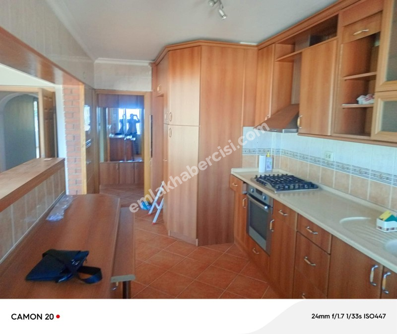 MUDANYA ÖMERBEY'DE PANORAMİK DENİZ MANZARALI 3+1 SATILIK 170 M2 DAİRE