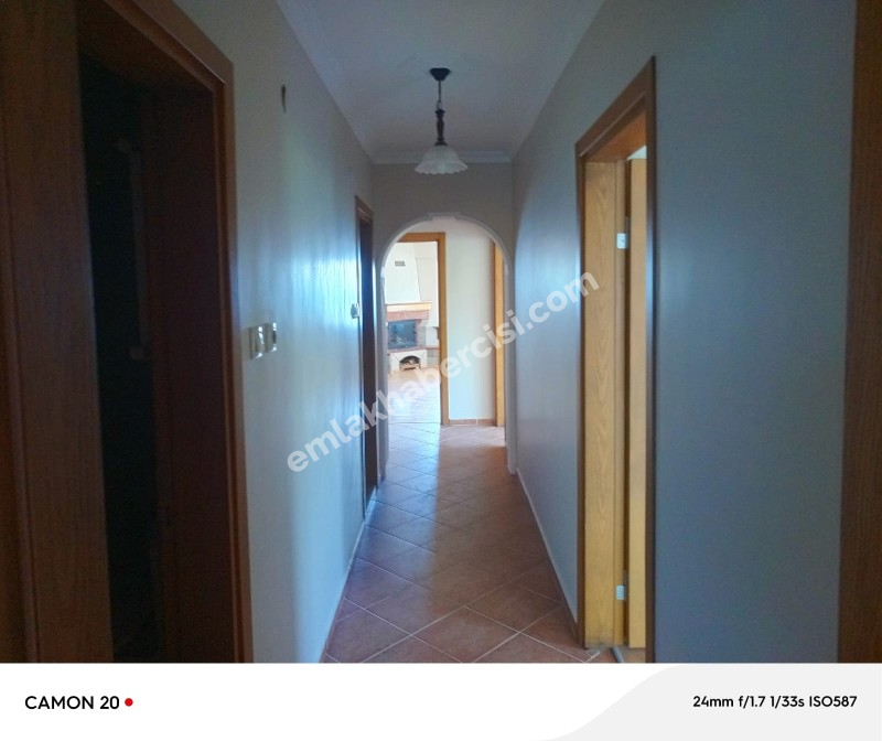 MUDANYA ÖMERBEY'DE PANORAMİK DENİZ MANZARALI 3+1 SATILIK 170 M2 DAİRE