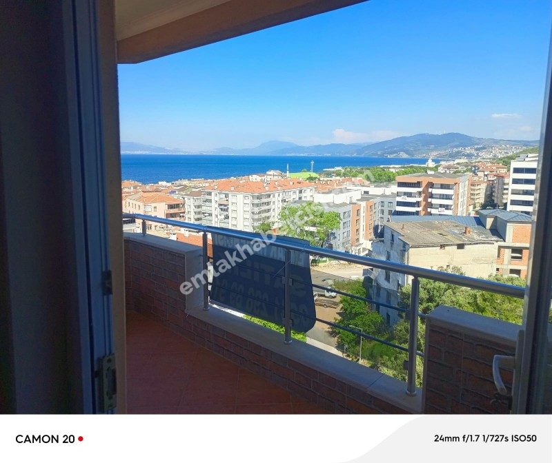 MUDANYA ÖMERBEY'DE PANORAMİK DENİZ MANZARALI 3+1 SATILIK 170 M2 DAİRE