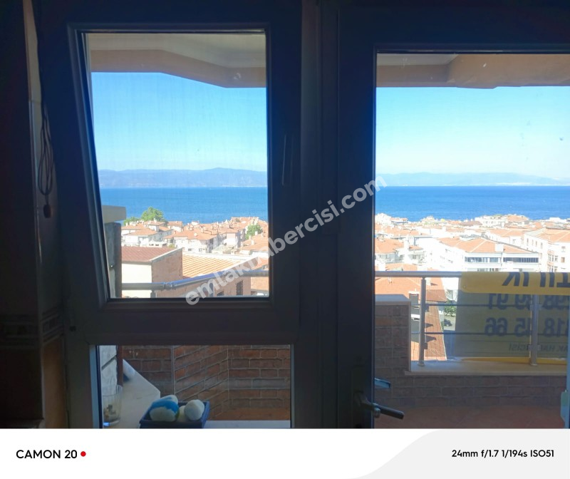 MUDANYA ÖMERBEY'DE PANORAMİK DENİZ MANZARALI 3+1 SATILIK 170 M2 DAİRE