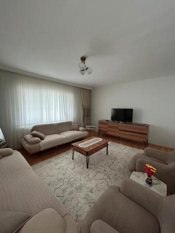 ÇORLU SERPİCİOĞLU ORTA OKULU YANINDA 4+1 SATILIK DAİRE 