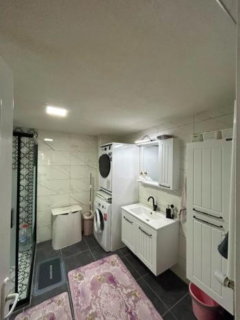 ÇORLU SERPİCİOĞLU ORTA OKULU YANINDA 4+1 SATILIK DAİRE 