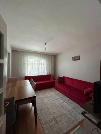 ÇORLU SERPİCİOĞLU ORTA OKULU YANINDA 4+1 SATILIK DAİRE 