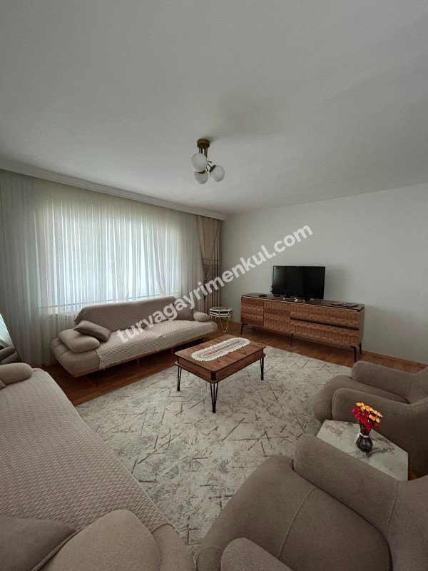 ÇORLU SERPİCİOĞLU ORTA OKULU YANINDA 4+1 SATILIK DAİRE 