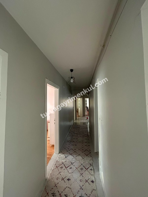 ÇORLU SERPİCİOĞLU ORTA OKULU YANINDA 4+1 SATILIK DAİRE 