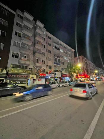  * AFYON ÜÇOK EMLAKTAN CUMHURİYET MAH AMBARYOLU CD. 3+1 TEMİZ BAKIMLI SATILIK DAİRE * 
