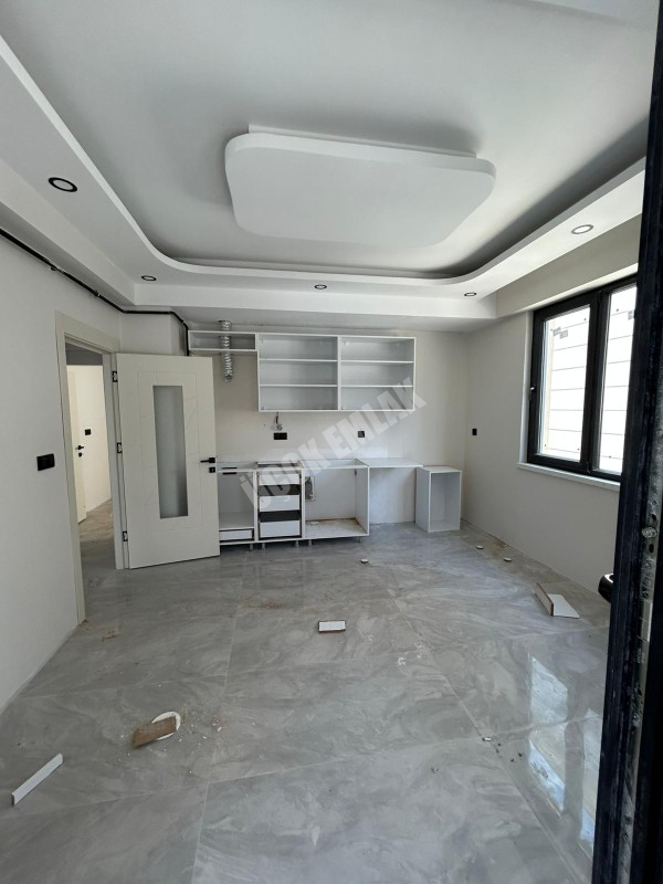 AFYON ÜÇOK EMLAKTAN SELÇUKLU MAH SATILIK SIFIR LÜX 2+1 KLİMALI  DAİRELER
