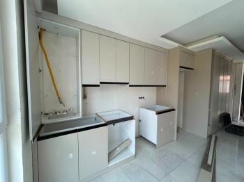 * AFYON ÜÇOK EMLAKTAN CUMHURİYET MAH 2+1 60M² AMERİKAN MUTFAKLI FULL EŞYALI SATILIK DAİRELER * 
