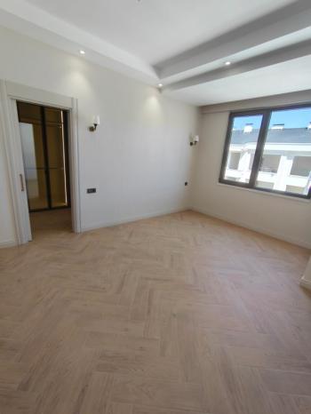 AFYON ÜÇOK EMLAKTAN UYDUKENT SELÇUKLU MAH SATILIK 4+1 SIFIR LÜX DAİRELER
