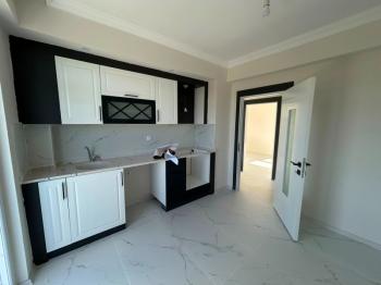 * AFYON ÜÇOK EMLAKTAN MAREŞAL FEVZİ ÇAKMAK MAH 2+1 79M² SIFIR LÜX EBEVEYN BANYOLU SATILIK DAİRE * 