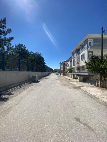 AFYON ÜÇOK EMLAKTAN SAHİPATA MAH SATILIK SIFIR AYARINDA LÜX 2+1 DAİRE