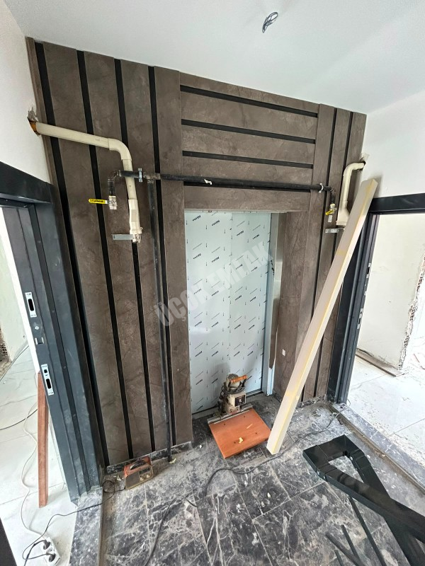 * AFYON ÜÇOK EMLAKTAN CUMHURİYET MAH 2+1 60M² AMERİKAN MUTFAKLI FULL EŞYALI SATILIK DAİRELER * 