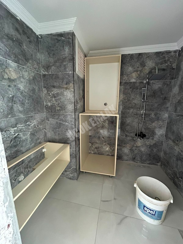 * AFYON ÜÇOK EMLAKTAN CUMHURİYET MAH 2+1 60M² AMERİKAN MUTFAKLI FULL EŞYALI SATILIK DAİRELER * 
