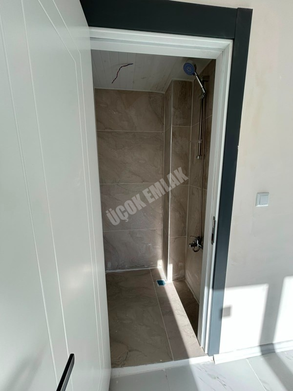 * AFYON ÜÇOK EMLAKTAN MAREŞAL FEVZİ ÇAKMAK MAH 2+1 79M² SIFIR LÜX EBEVEYN BANYOLU SATILIK DAİRE * 