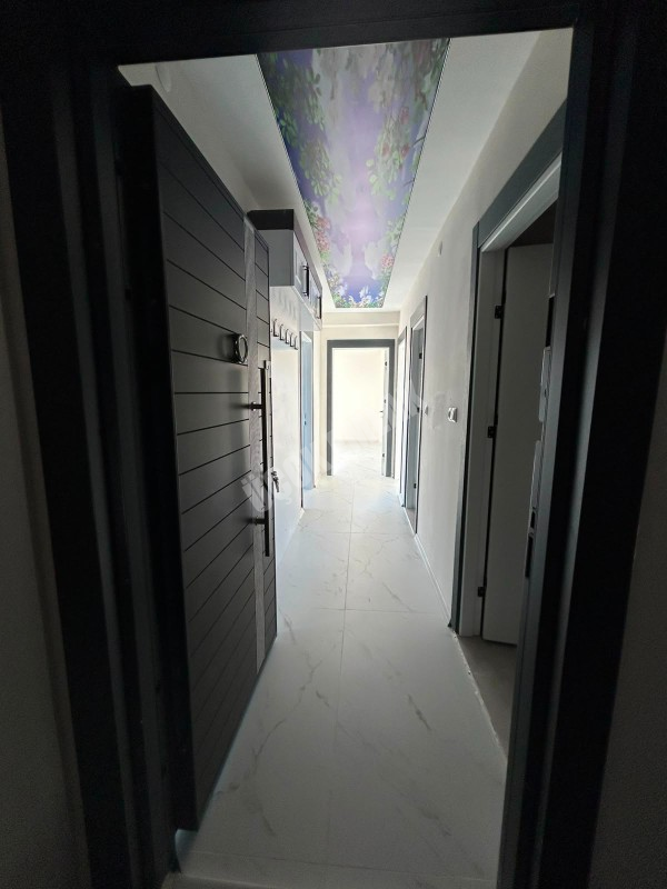 * AFYON ÜÇOK EMLAKTAN MAREŞAL FEVZİ ÇAKMAK MAH 2+1 79M² SIFIR LÜX EBEVEYN BANYOLU SATILIK DAİRE * 