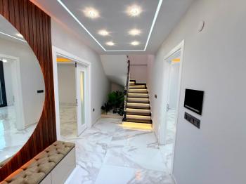 Didim'de Satılık Tam Müstakil 4+1 Villa