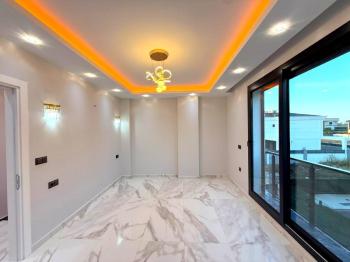 Didim'de Satılık Tam Müstakil 4+1 Villa
