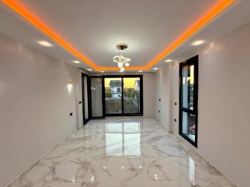 Didim'de Satılık Tam Müstakil 4+1 Villa