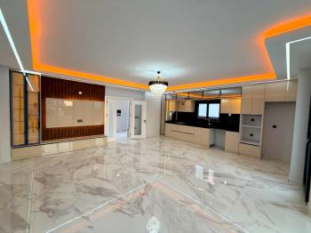 Didim'de Satılık Tam Müstakil 4+1 Villa