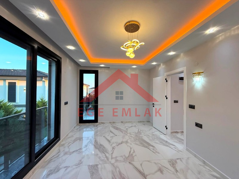 Didim'de Satılık Tam Müstakil 4+1 Villa