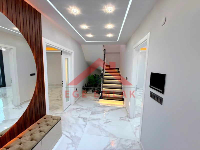 Didim'de Satılık Tam Müstakil 4+1 Villa