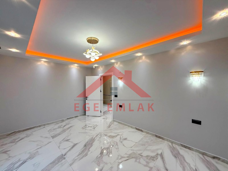 Didim'de Satılık Tam Müstakil 4+1 Villa
