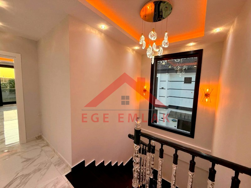 Didim'de Satılık Tam Müstakil 4+1 Villa
