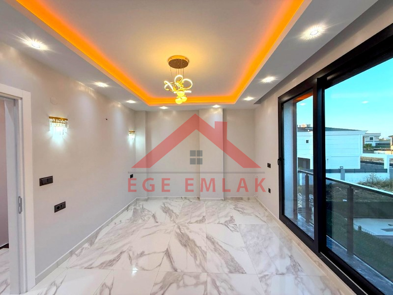 Didim'de Satılık Tam Müstakil 4+1 Villa