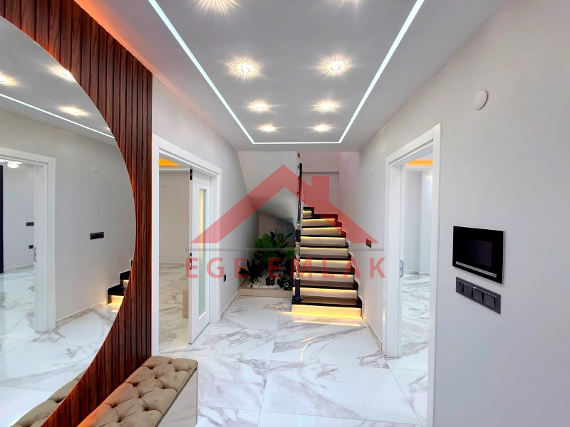 Didim'de Satılık Tam Müstakil 4+1 Villa