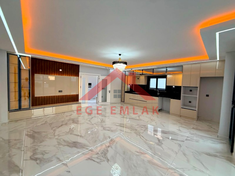 Didim'de Satılık Tam Müstakil 4+1 Villa
