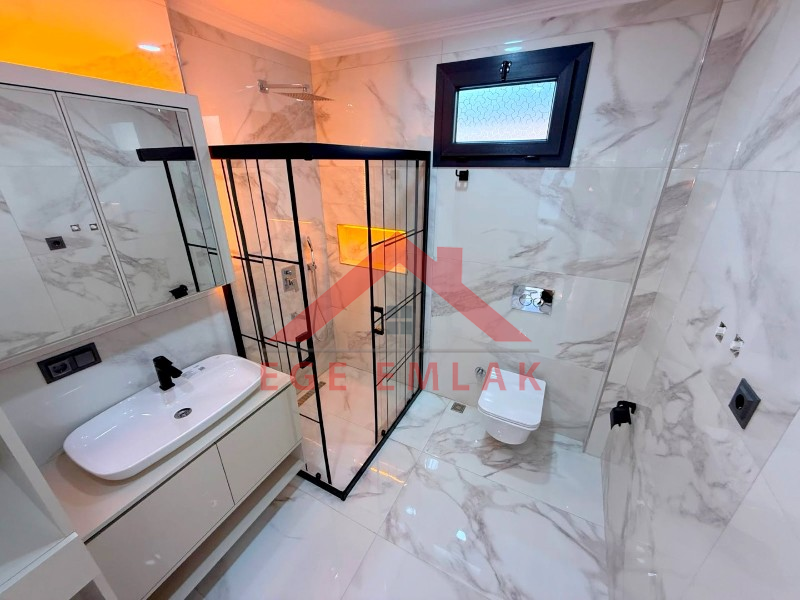 Didim'de Satılık Tam Müstakil 4+1 Villa