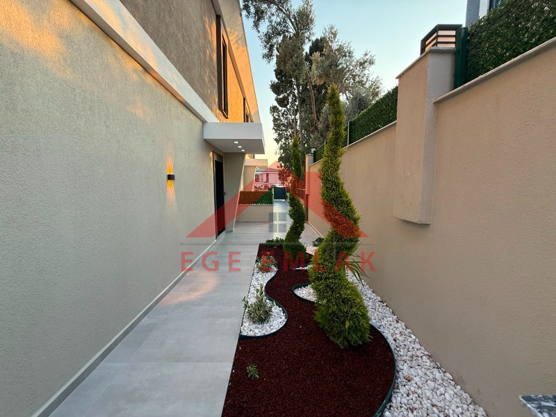 Didim'de Daire Parasına Satılık 3+1 Ayır Mutfaklı Villa