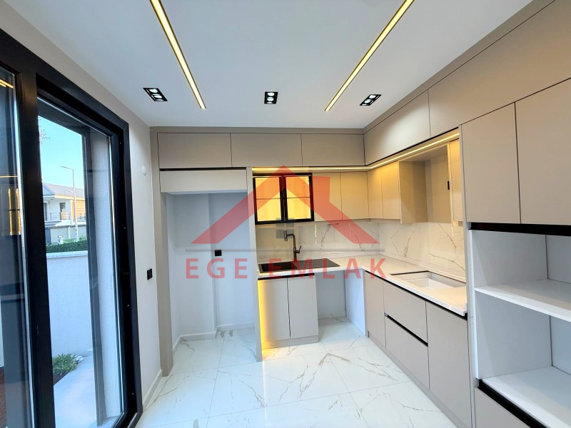 Didim'de Daire Parasına Satılık 3+1 Ayır Mutfaklı Villa