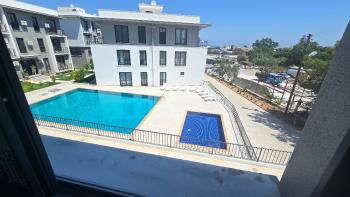 SATILIK | Girne Alsancak | Kavan City | Havuzlu Site İçerisinde 2+1 Ara Kat Daire