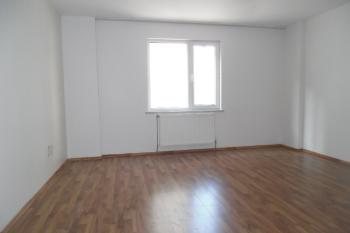 SERPİCİOĞLU ORTA OKULU YAKININDA KİRALIK 4+1 DAİRE 