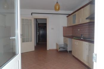 SERPİCİOĞLU ORTA OKULU YAKININDA KİRALIK 4+1 DAİRE 