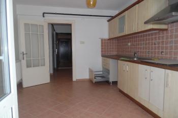 SERPİCİOĞLU ORTA OKULU YAKININDA KİRALIK 4+1 DAİRE 