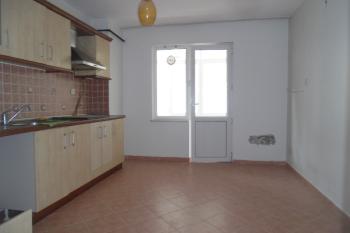 SERPİCİOĞLU ORTA OKULU YAKININDA KİRALIK 4+1 DAİRE 