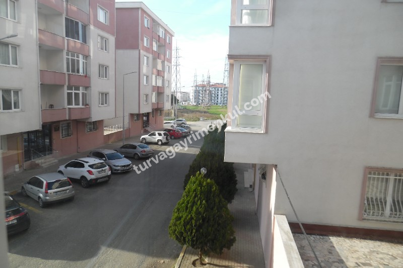 SERPİCİOĞLU ORTA OKULU YAKININDA KİRALIK 4+1 DAİRE 