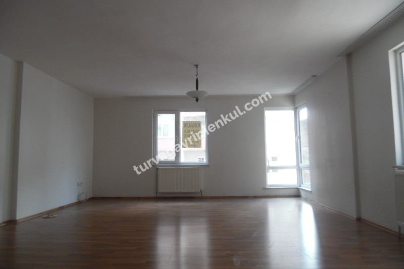 SERPİCİOĞLU ORTA OKULU YAKININDA KİRALIK 4+1 DAİRE 