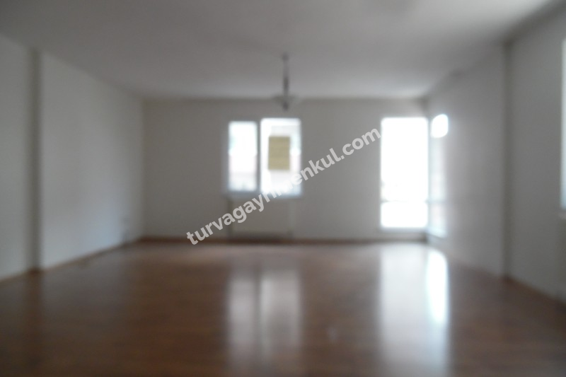 SERPİCİOĞLU ORTA OKULU YAKININDA KİRALIK 4+1 DAİRE 