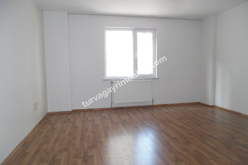 SERPİCİOĞLU ORTA OKULU YAKININDA KİRALIK 4+1 DAİRE 