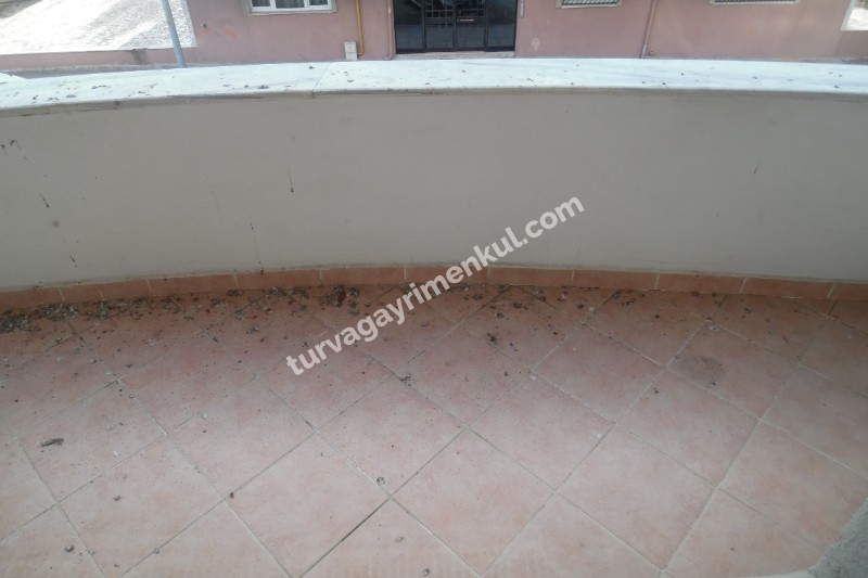 SERPİCİOĞLU ORTA OKULU YAKININDA KİRALIK 4+1 DAİRE 