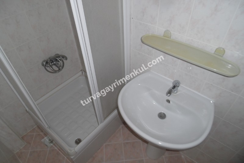 SERPİCİOĞLU ORTA OKULU YAKININDA KİRALIK 4+1 DAİRE 