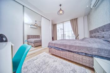 Girne Alsancak'da Çok Özel Konumda Kiralık 3+2 Lüks Villa