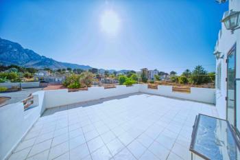 Girne Karşıyaka'da Satılık 3+1 Villa