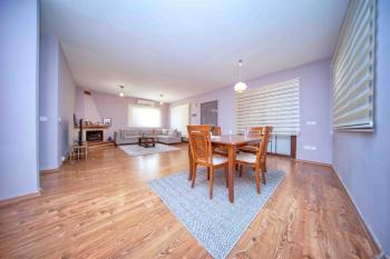 Girne Karşıyaka'da Satılık 3+1 Villa