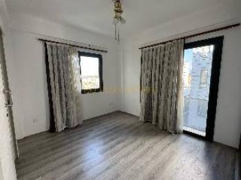 Lefkoşa Ortaköy'de ( Dereboyu) Türk Malı SATILIK 2+1 DAİRE